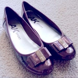 🥿 WOMENS Anna Klein Sport Flats